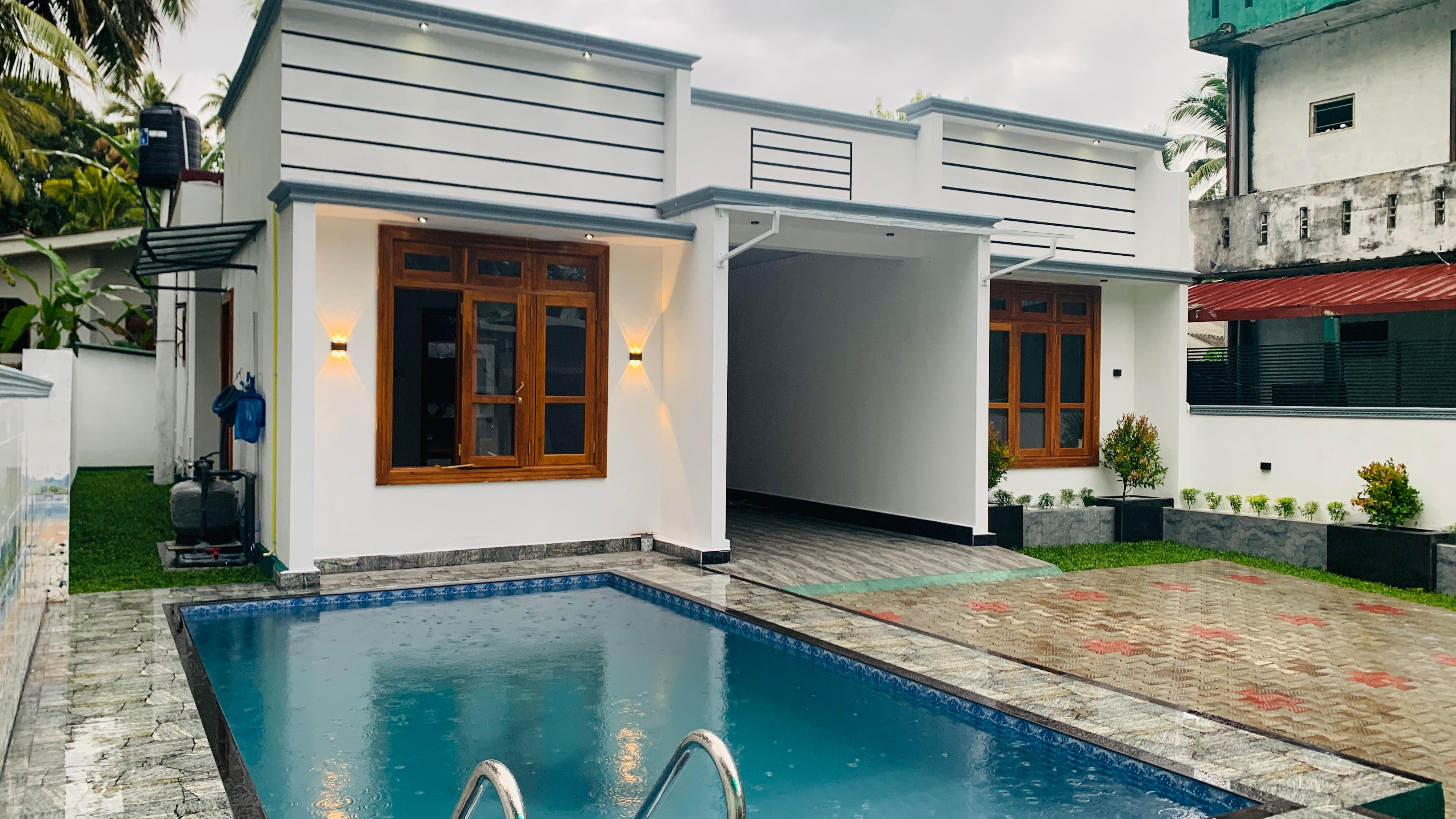 Luxury House for sale Kesbawa